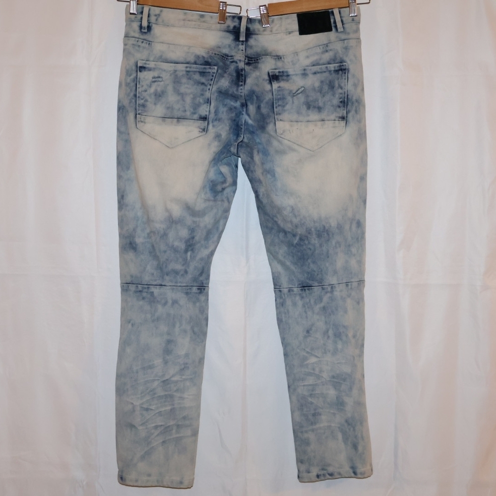 Smoke Rise Distressed Moto Skinny Jeans - Picture 4 of 8